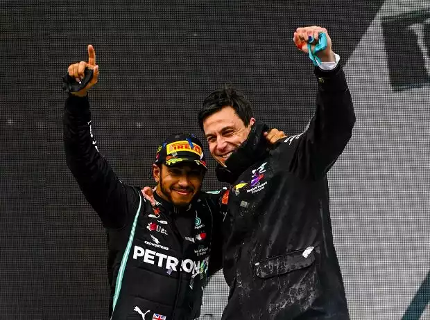Titel-Bild zur News: Lewis Hamilton, Toto Wolff