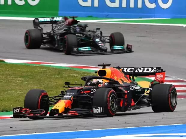 Max Verstappen, Lewis Hamilton Titel-Bild zur News: Max Verstappen, Lewis Hamilton