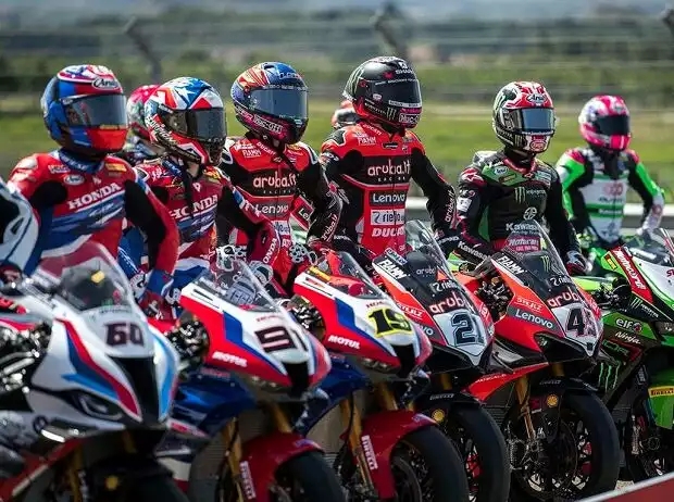 Titel-Bild zur News: WSBK-Feld 2021
