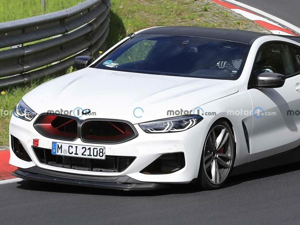 BMW M8 "CSL" Erlkönig
