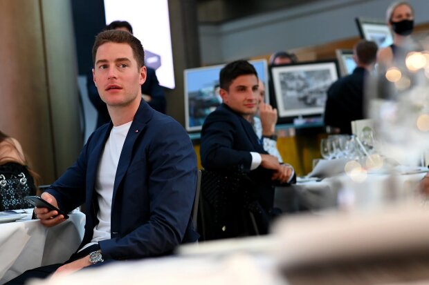 Stoffel Vandoorne ~Stoffel Vandoorne ~ Stoffel Vandoorne ~Stoffel Vandoorne ~