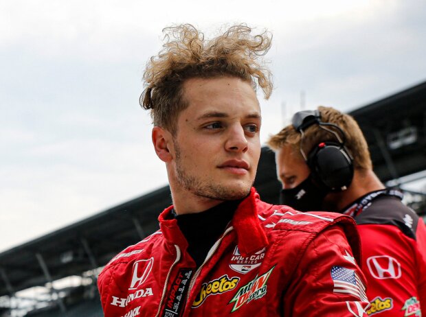 Santino Ferrucci Santino Ferrucci