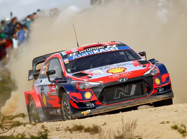 Dani Sordo im Hyundai i20 R WRC bei der Rallye Portugal 2021