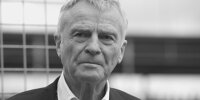 Bild zum Inhalt: Max Mosley ist tot: Langjähriger FIA-Präsident mit 81 Jahren gestorben