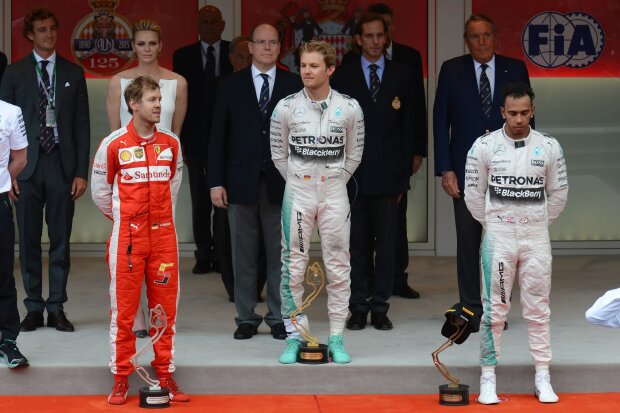 Sebastian Vettel Nico Rosberg Lewis Hamilton Ferrari Ferrari F1Mercedes Mercedes F1 ~Sebastian Vettel (Aston Martin), Nico Rosberg und Lewis Hamilton (Mercedes) ~ 