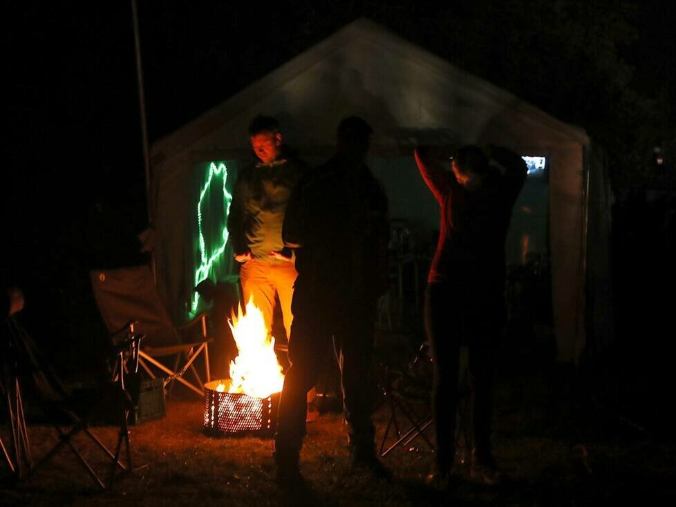 24h Nürburgring, Fans, Camping, Lagerfeuer, Zuschauer