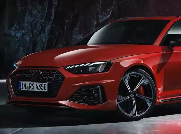Audi RS4 Avant Facelift Titel-Bild zur News: Audi RS4 Avant Facelift