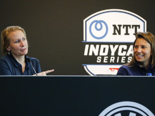 Betha Paretta, Simona de Silvestro Betha Paretta, Simona de Silvestro
