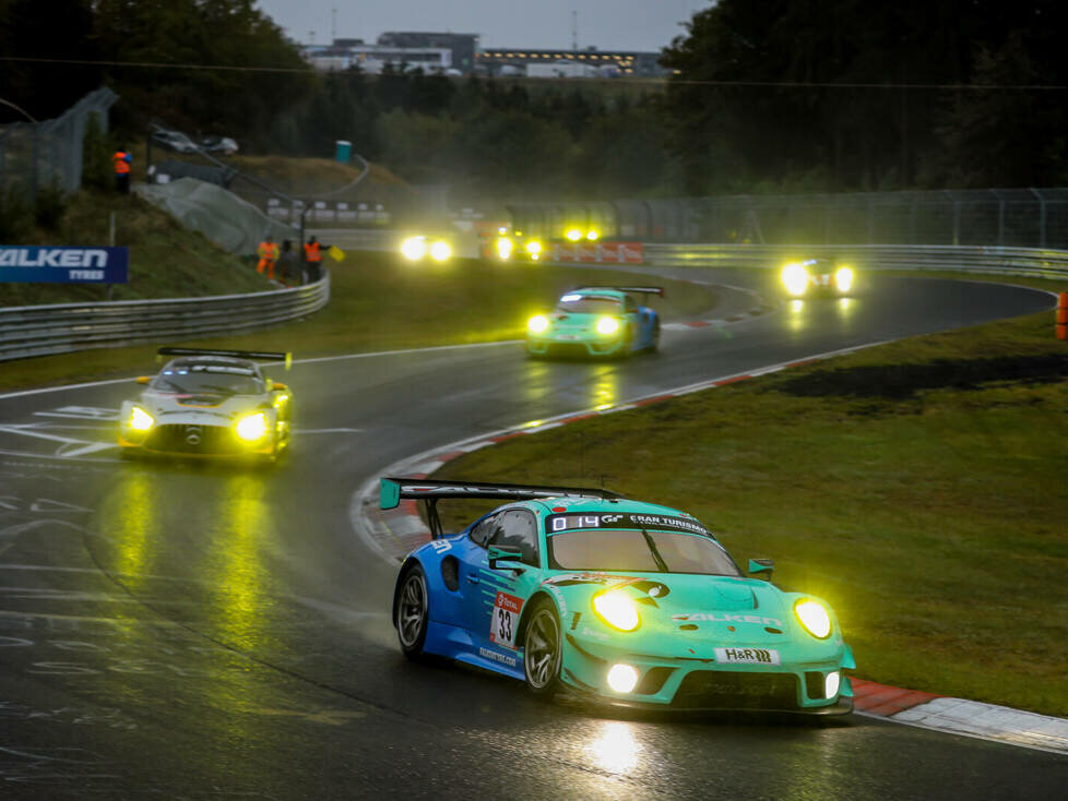 Falken-Porsche beim 24h-Rennen Nürburgring 2020