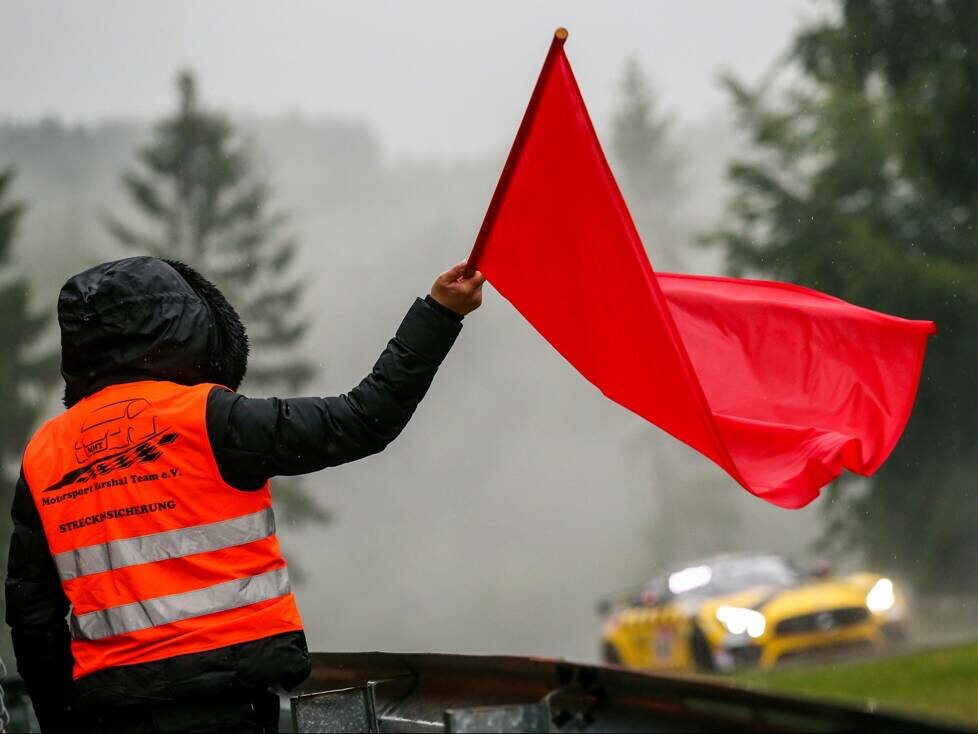 Streckenposten, Sportwart, Rote Flagge, Abbruch