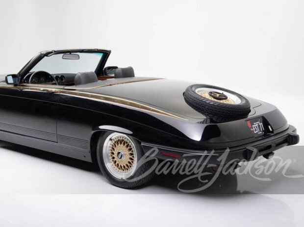 Mercedes SL (1981) von Wayne Newton bei Barrett-Jackson Mercedes SL (1981) von Wayne Newton bei Barrett-Jackson