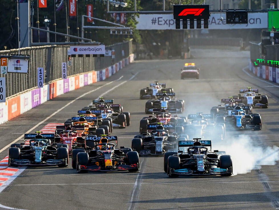 Lewis Hamilton, Sergio Perez