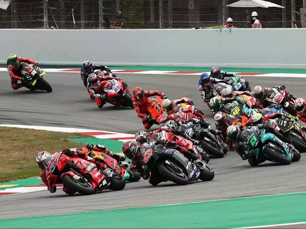 Titel-Bild zur News: MotoGP-Start in Barcelona