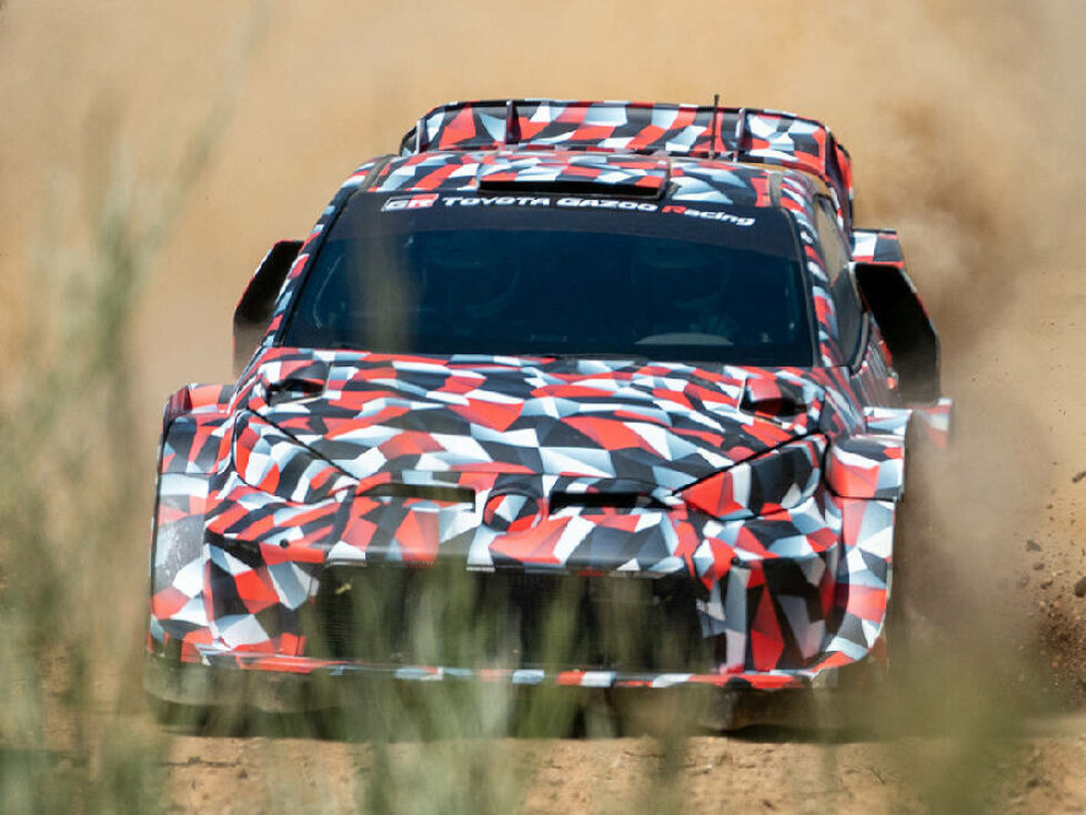 Testauto von Toyota für das Rally1-Reglement der WRC 2022