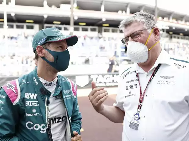 Sebastian Vettel, Otmar Szafnauer Titel-Bild zur News: Sebastian Vettel, Otmar Szafnauer