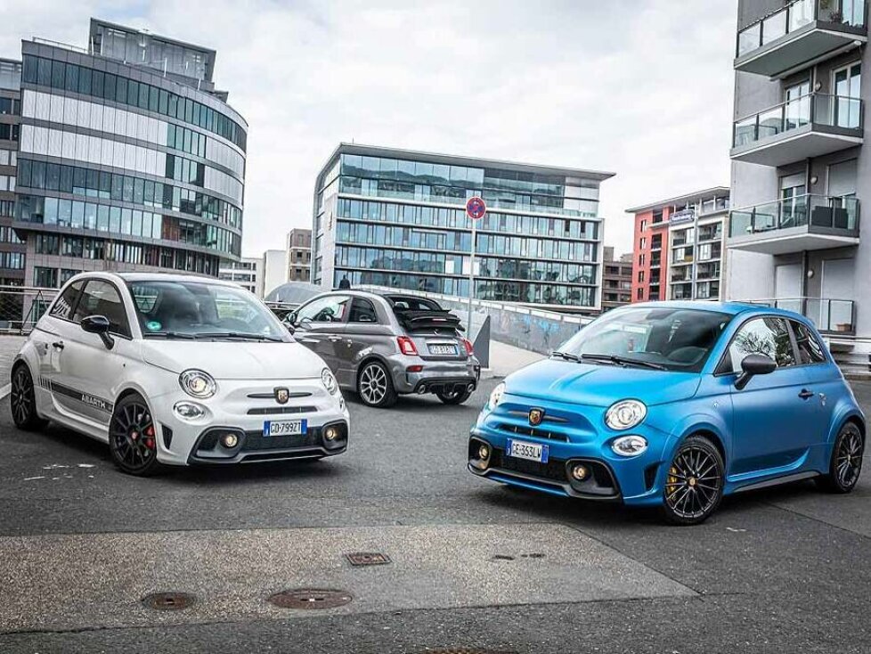 Abarth 595 (2021; v.l.n.r.): 595 Esseesse, 595 Turismo, 595 Competizione