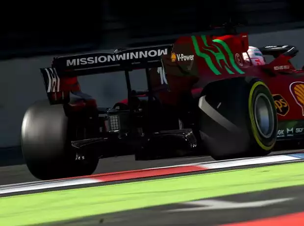 Titel-Bild zur News: Die Mission-Winnow-Logos von Philip Morris am Ferrari SF21 von Charles Leclerc in Baku