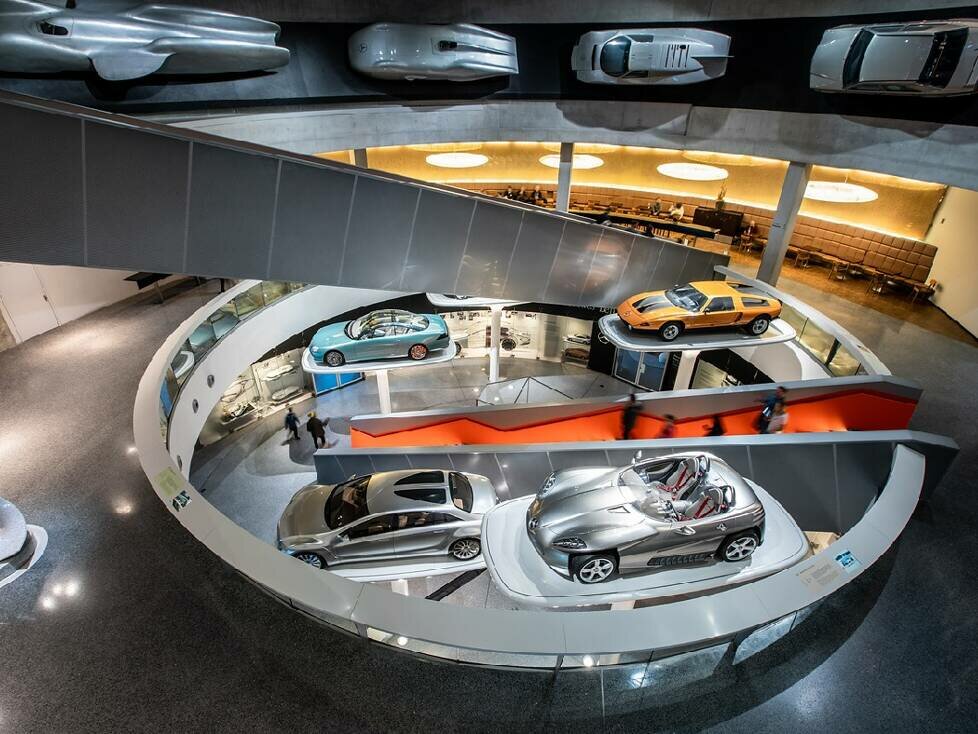 Re-Opening Mercedes-Benz Museum