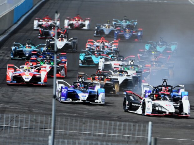Start der Formel E 2021 in Puebla: Pascal Wehrlein führt