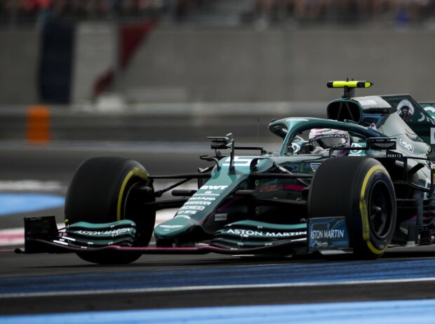 Sebastian Vettel im Aston Martin AMR21 beim Frankreich-Grand-Prix 2021 in Le Castellet Sebastian Vettel im Aston Martin AMR21 beim Frankreich-Grand-Prix 2021 in Le Castellet