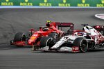 Kimi Räikkönen (Alfa Romeo) und Carlos Sainz (Ferrari) 