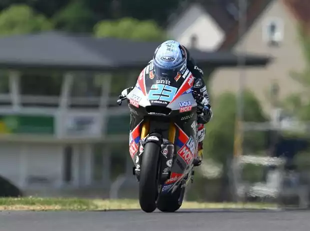 Marcel Schrötter beim Heim-Grand-Prix auf dem Sachsenring Titel-Bild zur News: Marcel Schrötter beim Heim-Grand-Prix auf dem Sachsenring