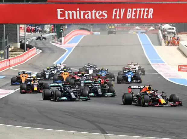 Max Verstappen, Lewis Hamilton, Valtteri Bottas, Sergio Perez, Carlos Sainz Titel-Bild zur News: Max Verstappen, Lewis Hamilton, Valtteri Bottas, Sergio Perez, Carlos Sainz