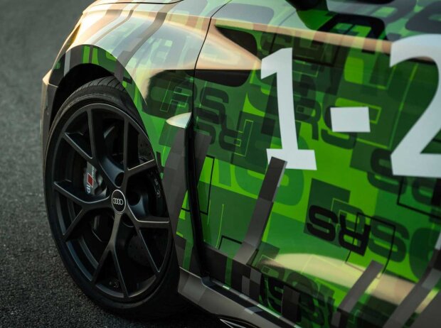 Audi RS 3 (2021) Sneak Preview Audi RS 3 (2021) Sneak Preview