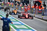 Charles Leclerc (Ferrari) und Lando Norris (McLaren) 