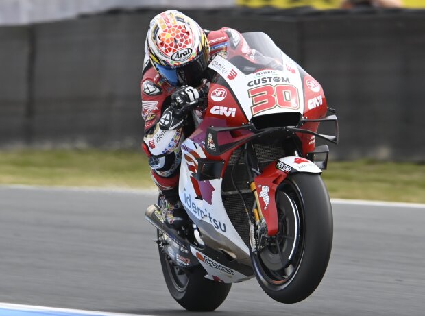 Takaaki Nakagami Takaaki Nakagami