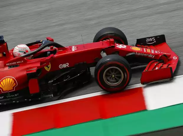 Charles Leclerc im Ferrari SF21 beim Steiermark-Grand-Prix 2021 in Spielberg Titel-Bild zur News: Charles Leclerc im Ferrari SF21 beim Steiermark-Grand-Prix 2021 in Spielberg