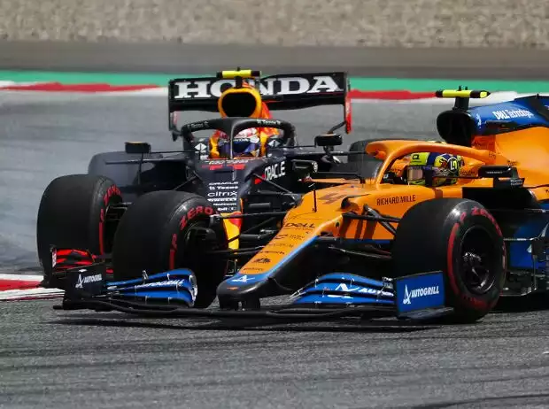Lando Norris und Sergio Perez im Steiermark-Grand-Prix 2021 in Spielberg Titel-Bild zur News: Lando Norris und Sergio Perez im Steiermark-Grand-Prix 2021 in Spielberg