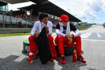 Carlos Sainz (Ferrari) und Charles Leclerc (Ferrari) 