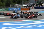 Valtteri Bottas (Mercedes), Fernando Alonso (Alpine), Charles Leclerc (Ferrari) und Lance Stroll (Aston Martin) 