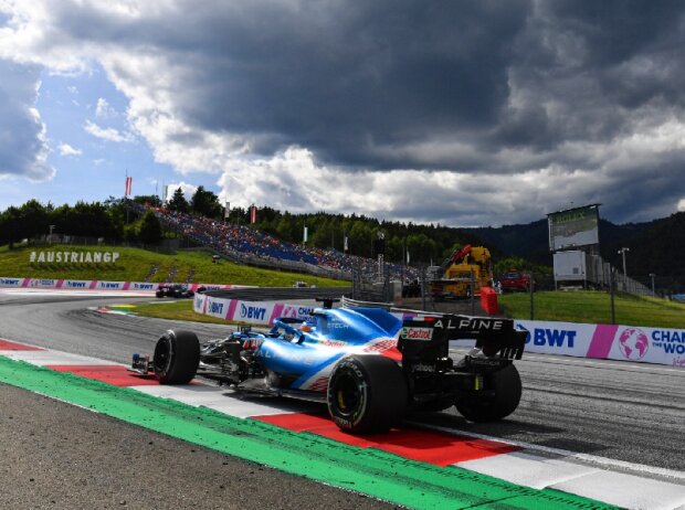 Titel-Bild zur News: Formel-1-Pilot Fernando Alonso (Alpine) beim Großen Preis der Steiermark auf dem Red-bUll-Ring in Spielberg