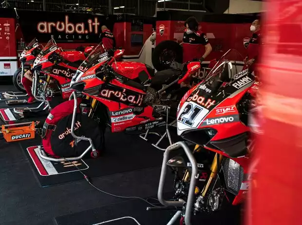 Ducati Panigale V4R Titel-Bild zur News: Ducati Panigale V4R