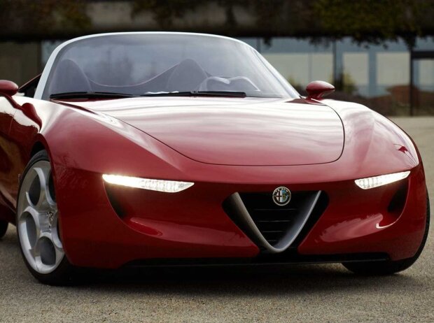 Titel-Bild zur News: Alfa Romeo 2ueottottanta (2010)