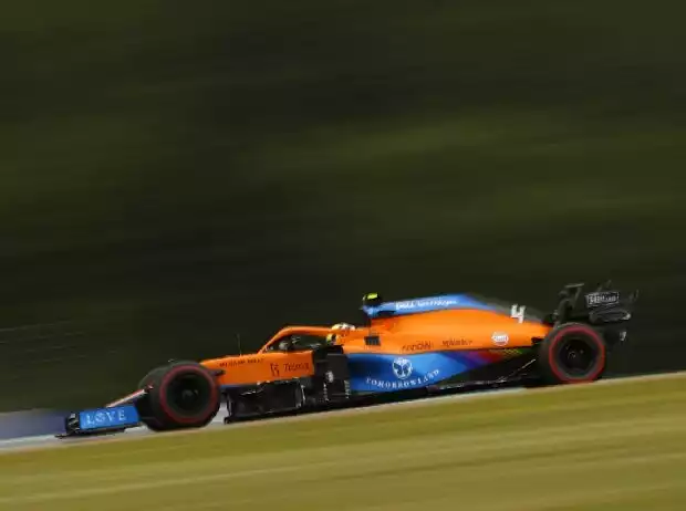 Lando Norris (McLaren) im Training zum Großen Preis von Österreich der Formel 1 auf dem Red-Bull-Ring in Spielberg Titel-Bild zur News: Lando Norris (McLaren) im Training zum Großen Preis von Österreich der Formel 1 auf dem Red-Bull-Ring in Spielberg