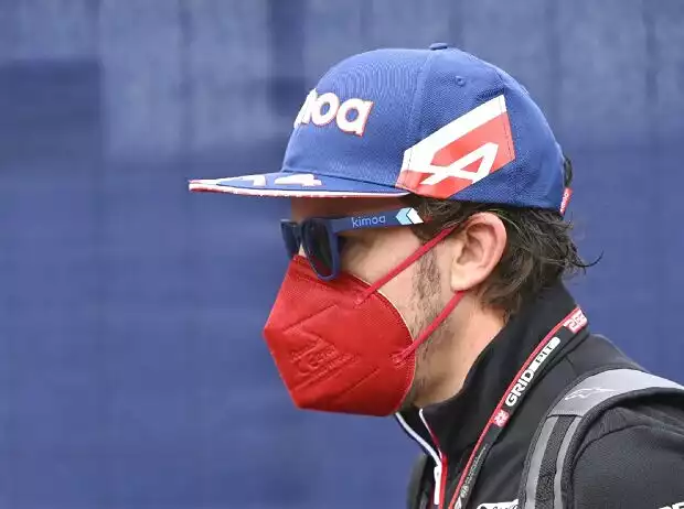 Formel-1-Pilot Fernando Alonso (Alpine) beim Großen Preis von Österreich auf dem Red-Bull-Ring in Spielberg Titel-Bild zur News: Formel-1-Pilot Fernando Alonso (Alpine) beim Großen Preis von Österreich auf dem Red-Bull-Ring in Spielberg