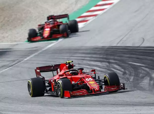 Titel-Bild zur News: Carlos Sainz und Charles Leclerc (beide Ferrari) beim Österreich-Grand-Prix der Formel 1 auf dem Red-Bull-Ring in Spielberg