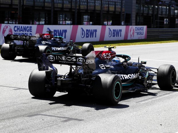 Lewis Hamilton und Valtteri Bottas (Mercedes) in der Startaufstellung