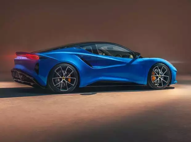 Lotus Amira Titel-Bild zur News: Lotus Amira