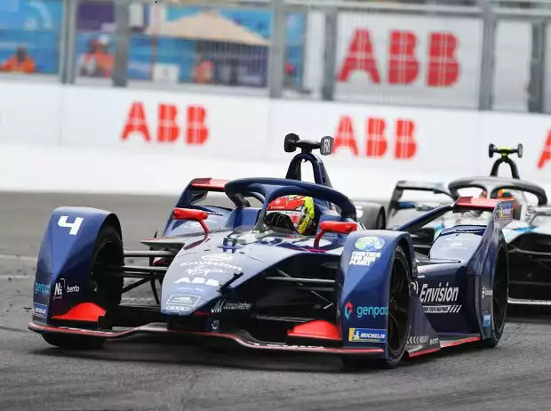Robin Frijns beim Rennen der Formel E in New York 2021 Titel-Bild zur News: Robin Frijns beim Rennen der Formel E in New York 2021
