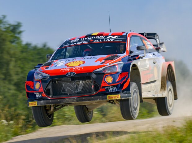 Titel-Bild zur News: Thierry Neuville beim Shakedown der Rallye Estland 2021