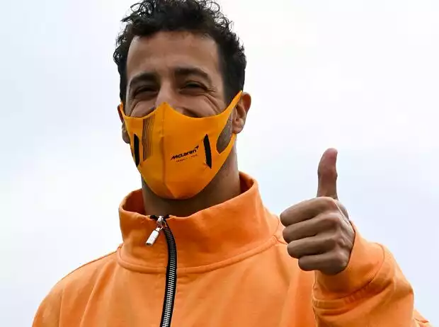 Daniel Ricciardo vom Team McLaren vor dem Großbritannien-Grand-Prix der Formel 1 2021 in Silverstone Titel-Bild zur News: Daniel Ricciardo vom Team McLaren vor dem Großbritannien-Grand-Prix der Formel 1 2021 in Silverstone