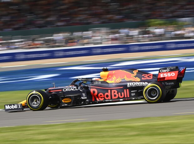 Titel-Bild zur News: Max Verstappen (Red Bull) im Qualifying zum Formel-1-Rennen von Silverstone