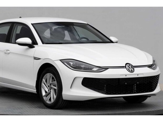 Volkswagen Lamando (2022) Volkswagen Lamando (2022)