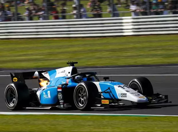 Titel-Bild zur News: Richard Verschoor beim Rennen der Formel 2 in Silverstone 2021