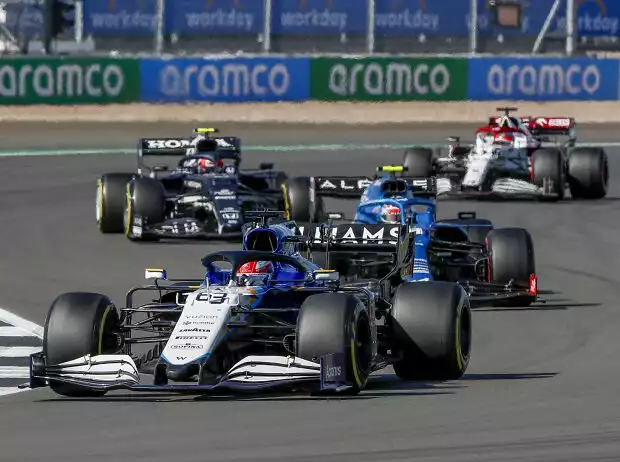 George Russell, Esteban Ocon, Pierre Gasly Titel-Bild zur News: George Russell, Esteban Ocon, Pierre Gasly