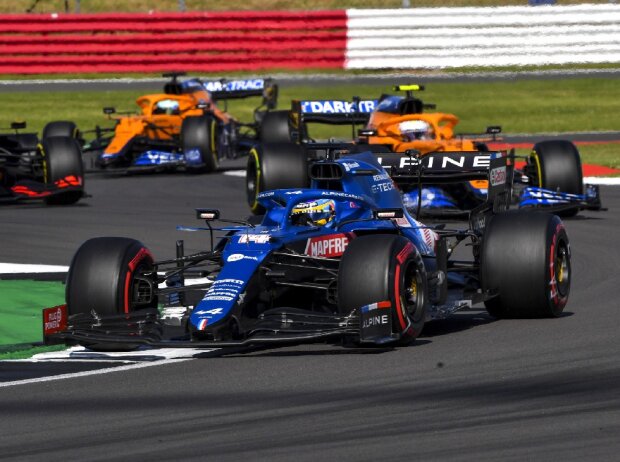 Titel-Bild zur News: Fernando Alonso (Alpine) Im Formel-1-Sprint zum Großen Preis von Großbritannien in Silverstone